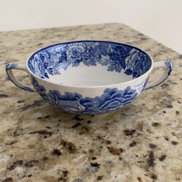Blue and White Dish - Picture 1 of 4